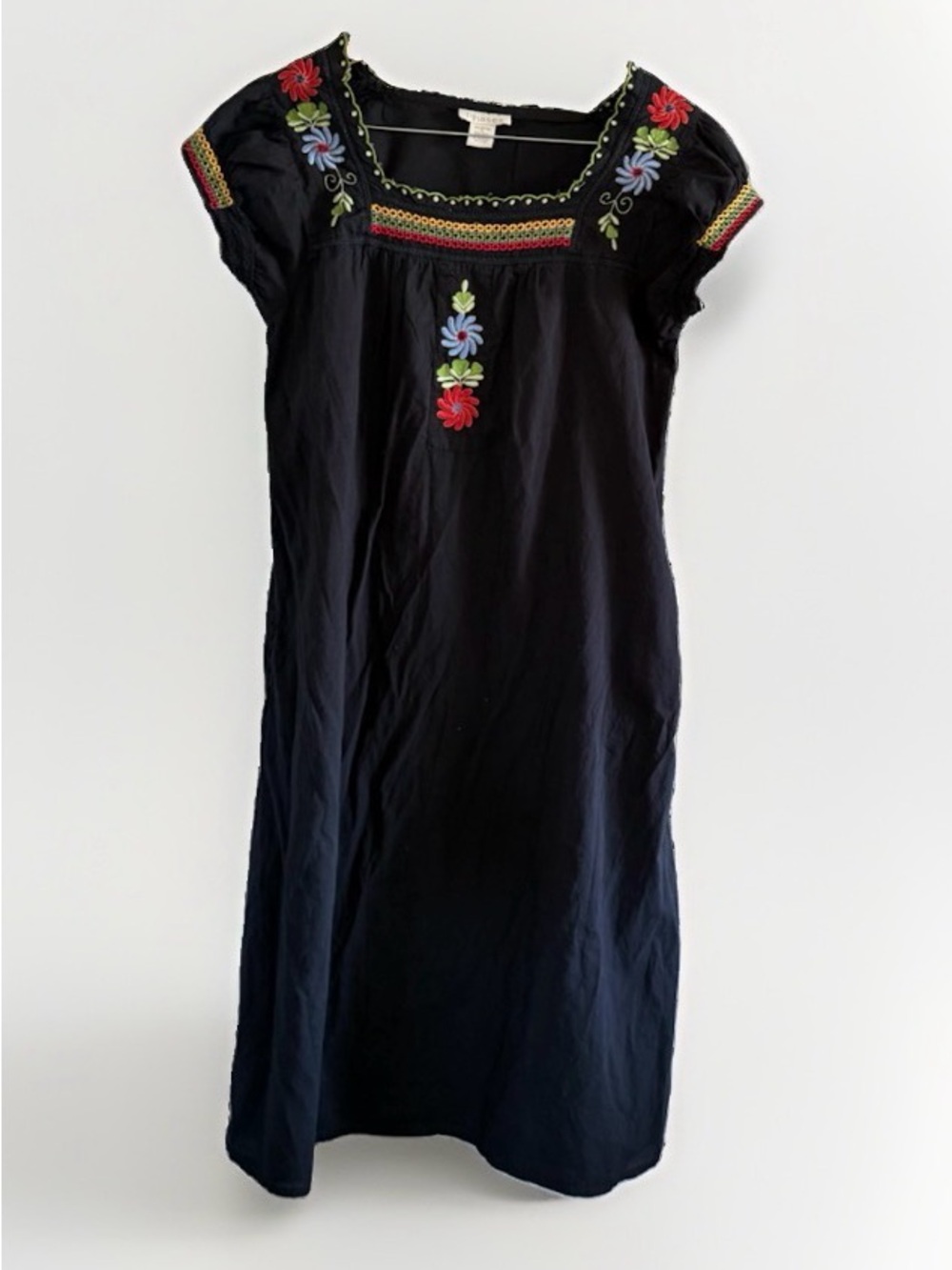 Embroidered Mexican Peasant Dress Black Cotton Floral Boho Smock S Phases